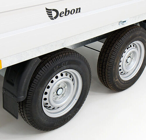 Debon Dreiseitenkipper DDK 180×306 2,6t|E-Pumpe|Rampen|Stützen