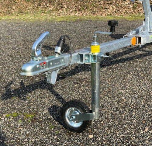 anhaengekupplung-bootstrailer Bootstrailer TPV BA 750kg mit Gurtwinde - eine Marke von Böckmann