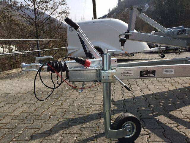 Autotransporter Stema ATOUR Grande – 5 Meter Autotransporter – kippbar