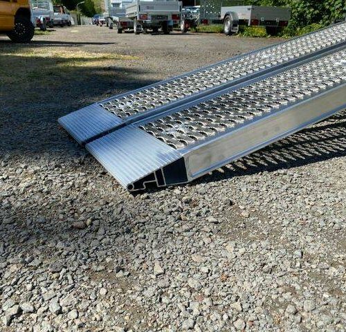 Autotransporter Saris TP 406 204 2700 kg - Multitransporter