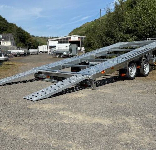 boeckmann-ah-4321-35-kippbar Autotransporter Böckmann AH 4321/35 - hydraulisch kippbar mit Seilwinde