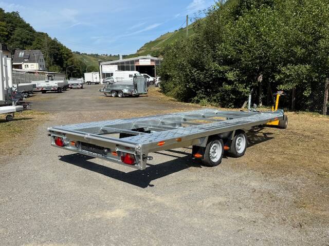 boeckmann-ah-4321-autotransporter Autotransporter Böckmann AH 4321/30 - hydraulisch kippbar mit Seilwinde