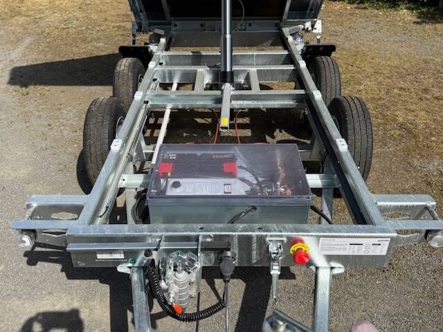 Dreiseitenkipper Böckmann DK-AL 3218/35 P 3,24 x 1,80 x 0,35m elektr.+Hand