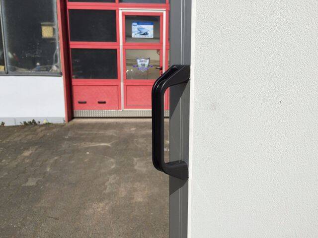 Kofferanhänger Böckmann KT 3015/27 M - mit Auffahrrampe