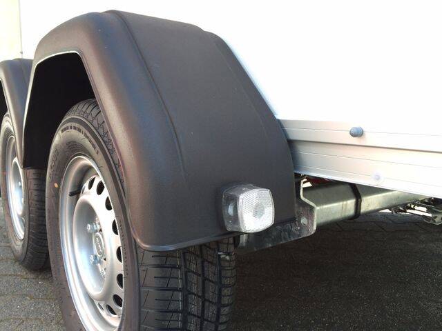 Kofferanhänger Böckmann KT 3015/27 M - mit Auffahrrampe