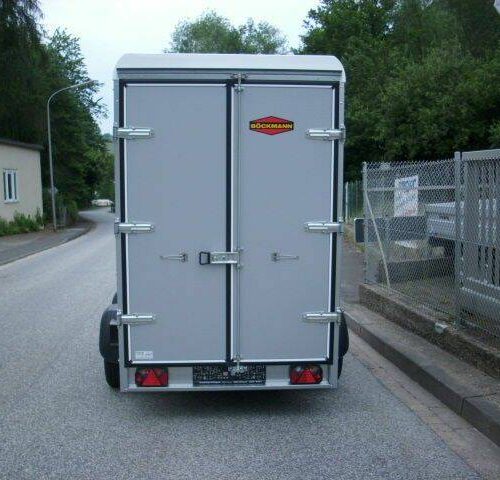Kofferanhänger Böckmann KT 3015/27 M - 2.700kg - mit Flügeltüren