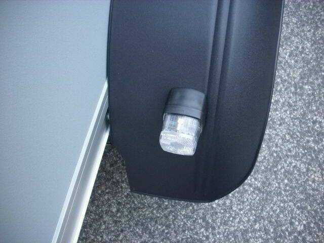 Kofferanhänger Böckmann KT 3015/27 M - 2.700kg - mit Flügeltüren