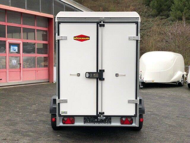 Kofferanhänger Böckmann KT 3015/27 M - 2.700kg - mit Flügeltüren