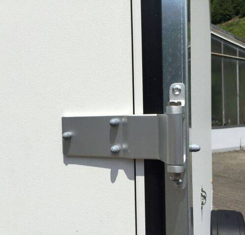 Kofferanhänger Böckmann KT 3015/27 M - 2.700kg - mit Flügeltüren