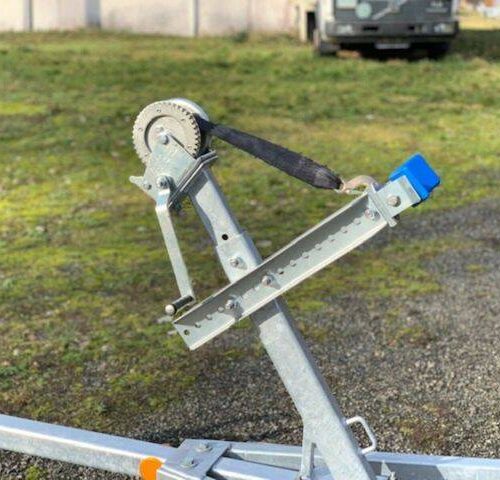 bugauflage Bootstrailer TPV BA 750kg mit Gurtwinde - eine Marke von Böckmann