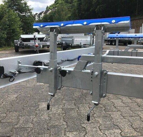Bootstrailer TPV BA 3500kg mit Seilwinde und verstärktem Rahmen