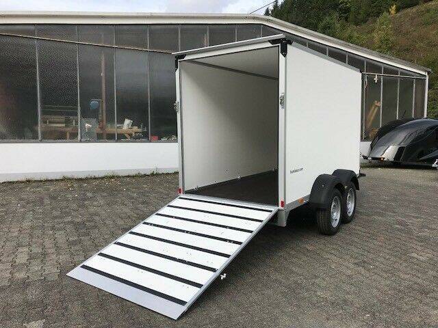 Kofferanhänger Humbaur HK 203015-18P Kofferanhänger mit Heckrampe!