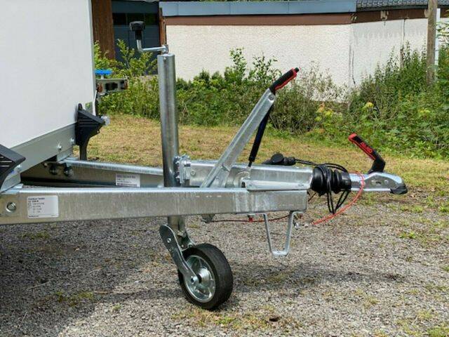 Kofferanhänger Humbaur HK 153015-18P mit Flügeltüren - sehr robust!