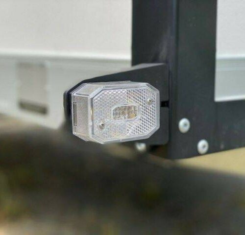 Kofferanhänger Humbaur HK 153015-18P mit Flügeltüren - sehr robust!