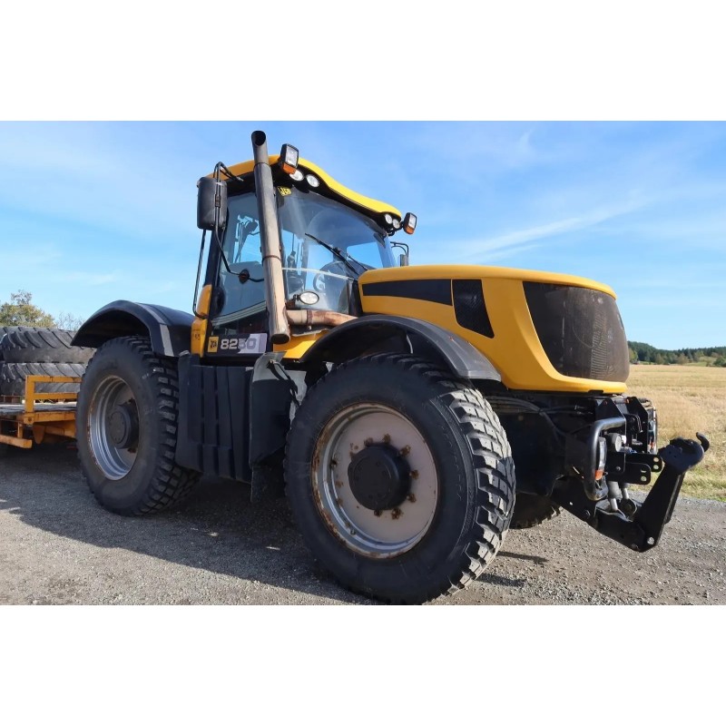 JCB 8660