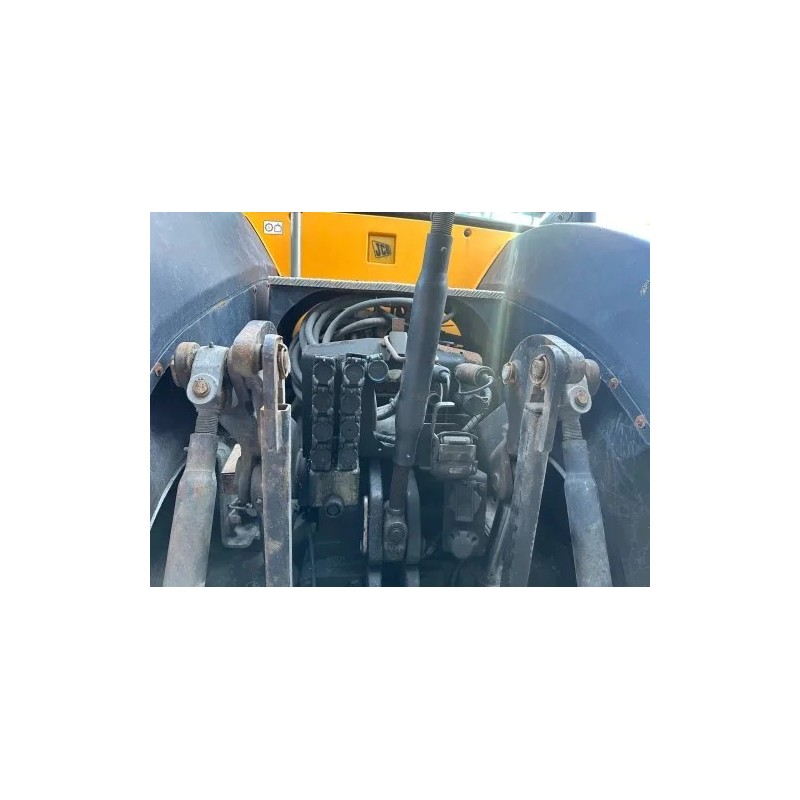 jcb-fastrac-8310 (4) JCB FASTRAC 8310