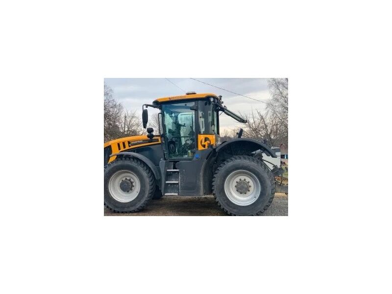 JCB4220