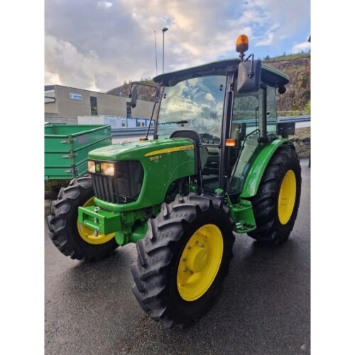 John Deere 5075E