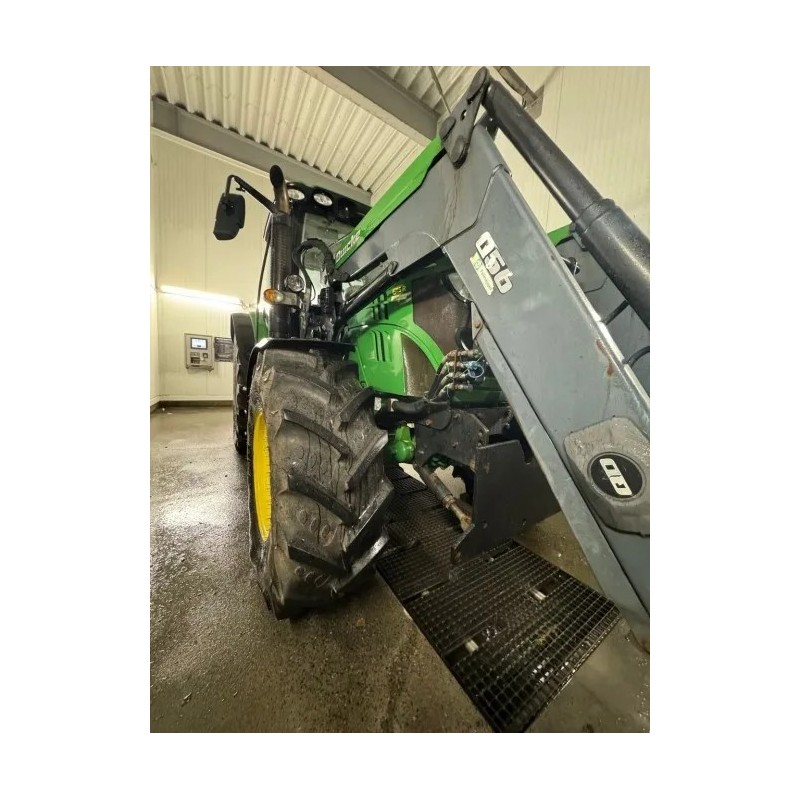 John Deere 6115R