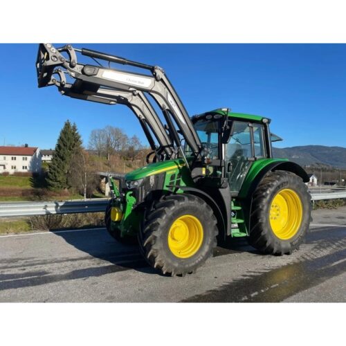 John Deere 5115M