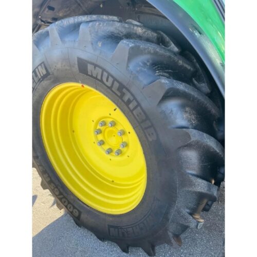 John Deere 6120M