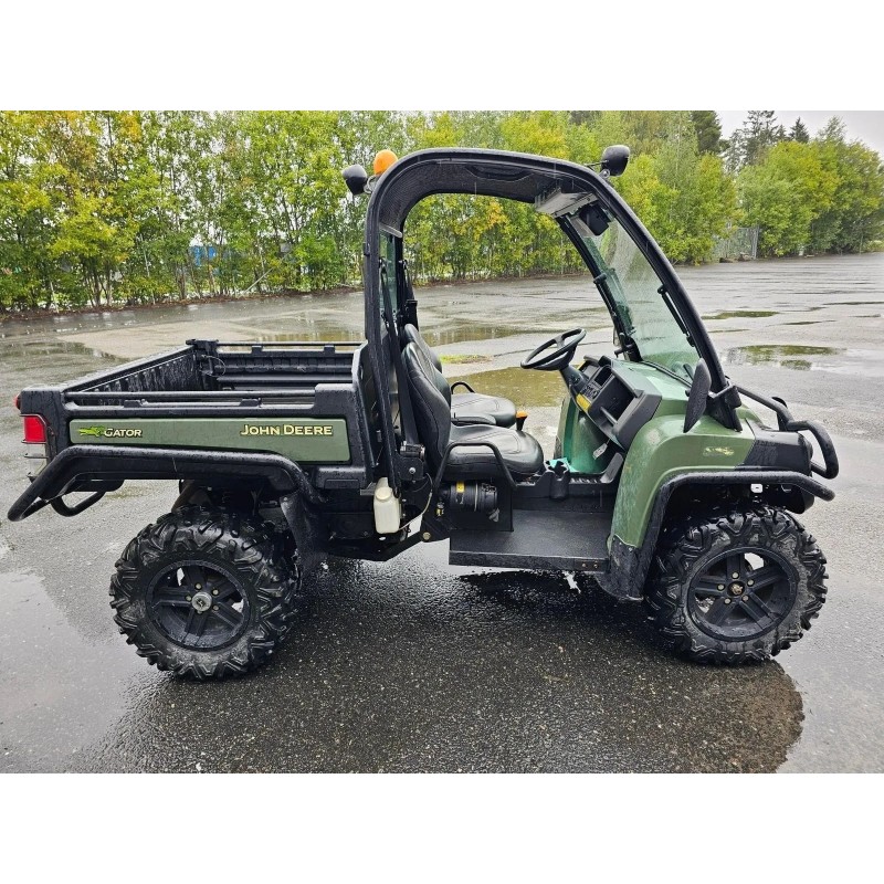 John Deere GATOR XUV 855D