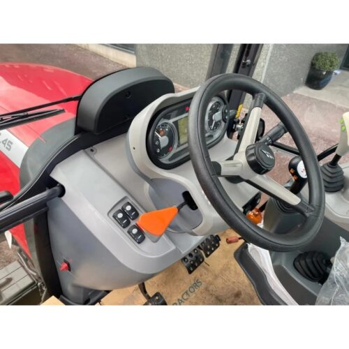 McCormick X5-45 107 PS