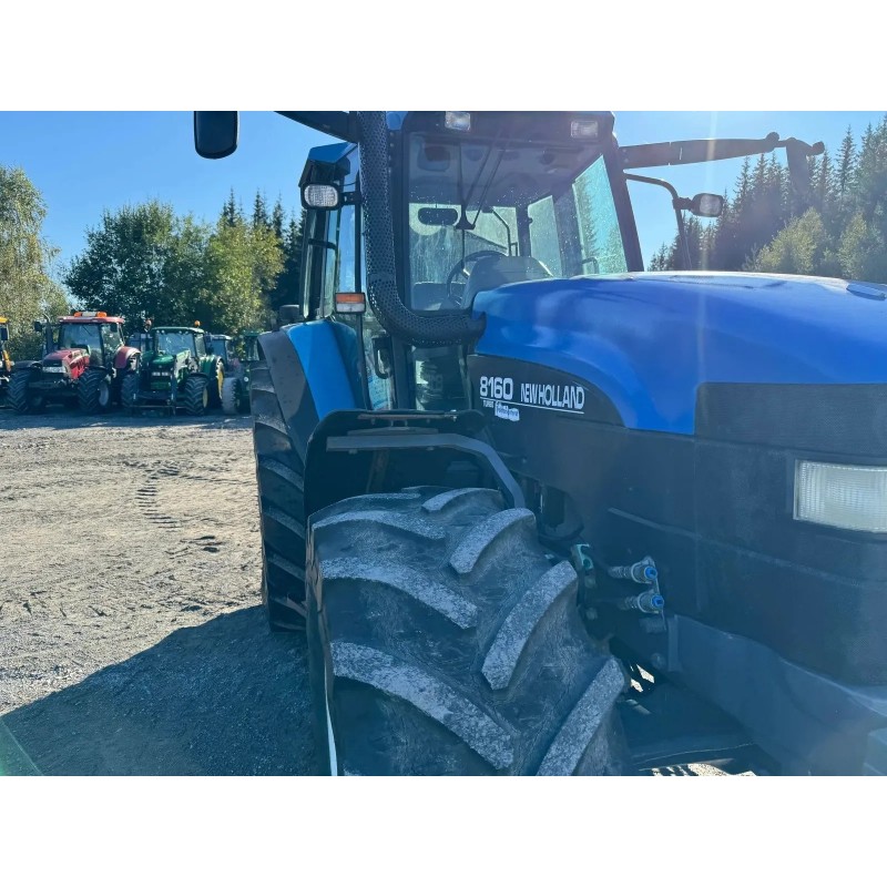 New Holland 8160