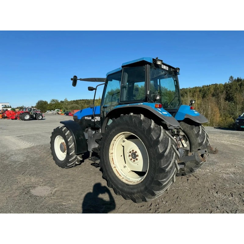 New Holland 8160