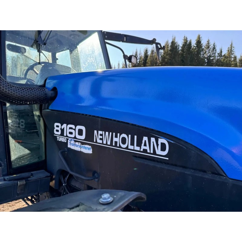 New Holland 8160
