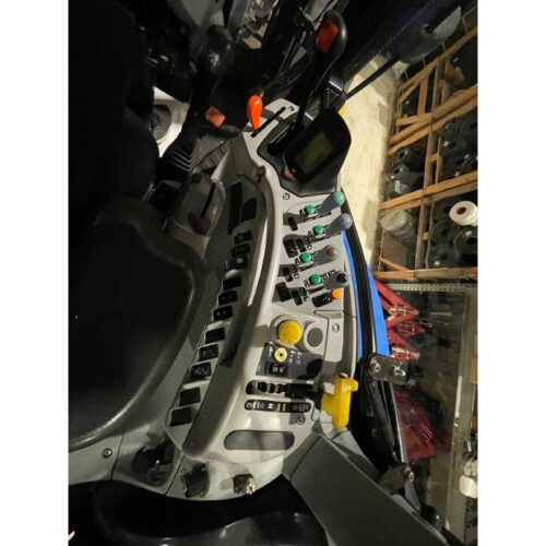 New Holland T6040 CE