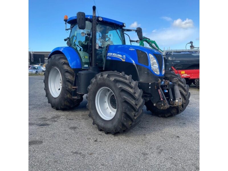 New Holland T7.210AC