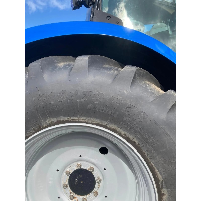 New Holland T7.210AC