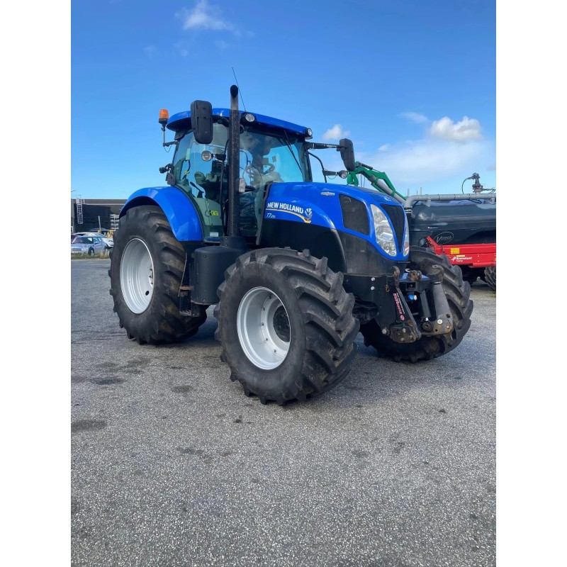 New Holland T7.210AC
