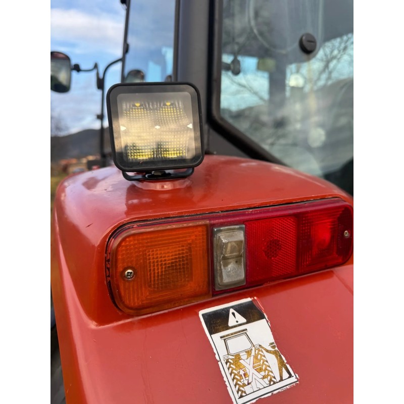 New Holland TS100 mit Trima 4.1P. Front-/hydraulischer Nebenantrieb.