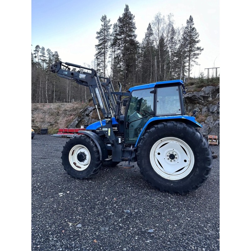 New Holland TS115 TURBO