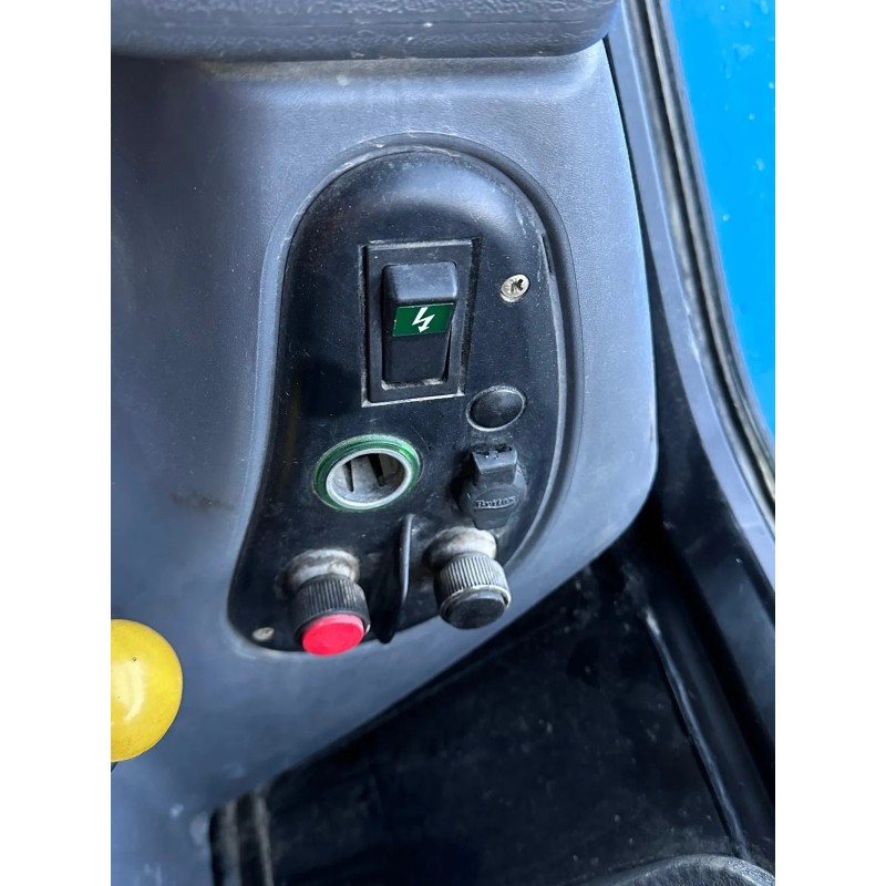 New Holland TS115 TURBO