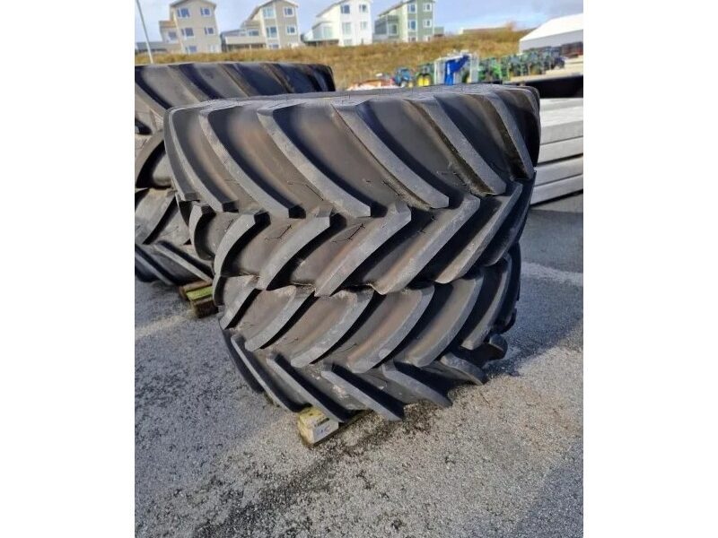 Paar John Deere Räder