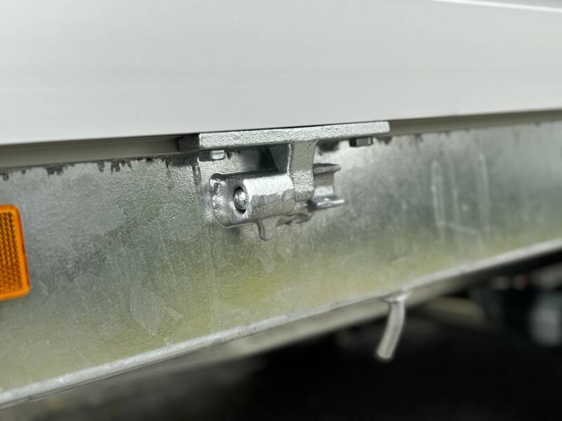 Kastenanhänger Humbaur HA 202513 - Vorderwand klappbar