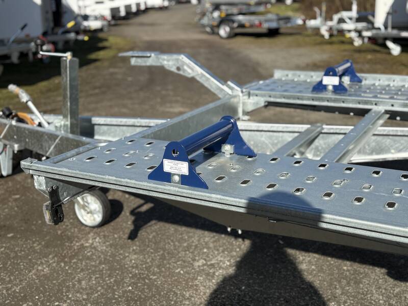 saris-at-471-202-3500-kippbar-02 Autotransporter Saris AT 471 202 3500 2 - Kippbar - 471x202cm