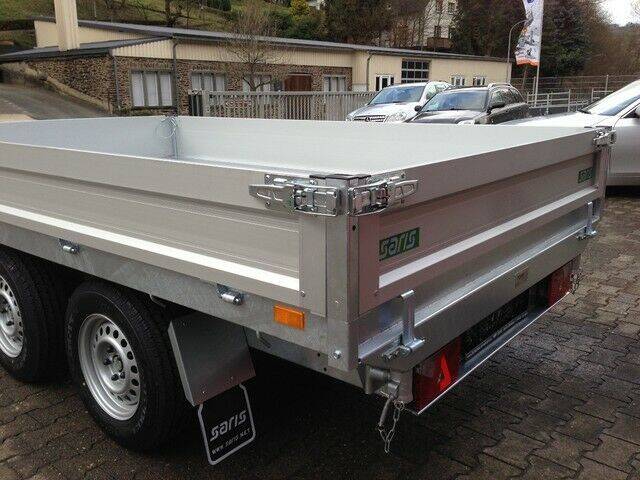 saris-dreiseitenkipper-pk-royal-giant-30-elektrisch-kippbar-04 Dreiseitenkipper Saris PK Royal Giant 30 - 3-Seiten elektrisch kippbar