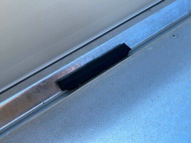 Kipper Saris K1 306 170 2700 E - Elektrisch mit Schienenschächten