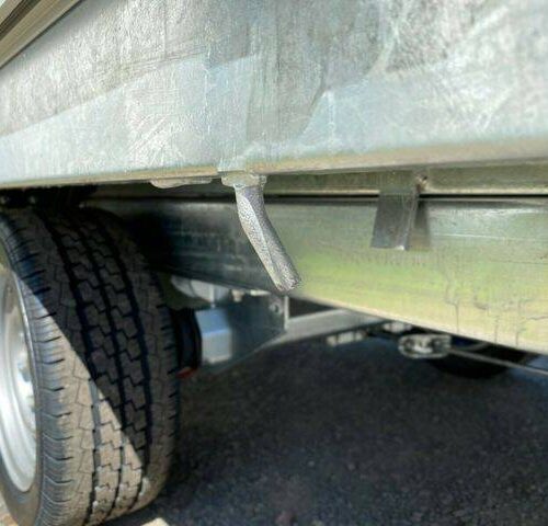 Kipper Saris K1 256 150 1500 Heckkipper mit Handpumpe