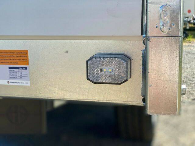 Kipper Saris K1 256 150 1.500kg elektrisch kippbar