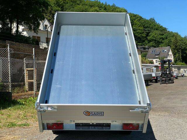 Kipper Saris K1 276 150 2700 kg mit Handpumpe