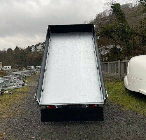 Dreiseitenkipper Saris K3 306 170 2700 E Black Edition - Rampenschächte