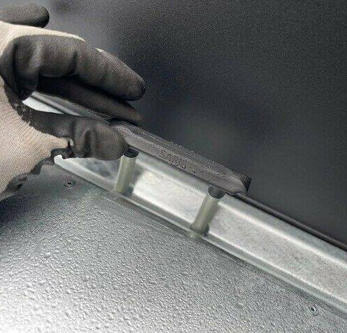 saris-k-3-306-170-2700-black-edition-e-dreiseitenkipper-elektrisch-kippbar-09 Dreiseitenkipper Saris K3 306 170 2700 E Black Edition elektrisch