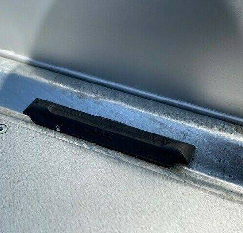 Dreiseitenkipper Saris K3 306 184 3500 - elektrisch mit Rampenschächten