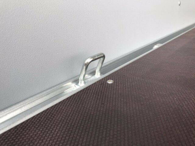 Kofferanhänger Saris FW 2000 Koffer - 305x152x180cm - mit Rampe!