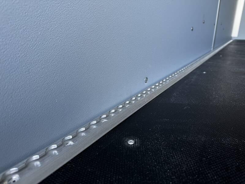 Kofferanhänger Saris Saris GO 356 169 200 2700 glatte Aussenwände (GFK)